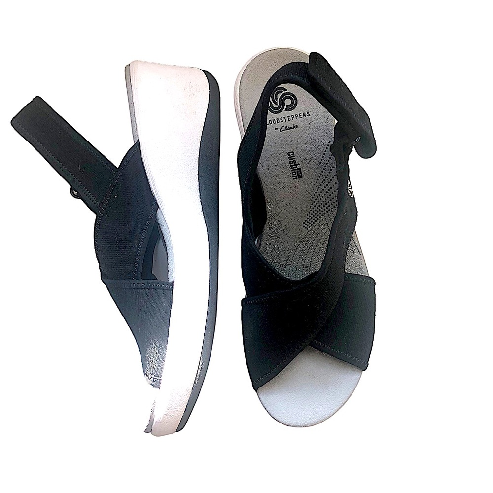 Cloudsteppers by Clark Women’s Wedged Sandals—size 8 1/2